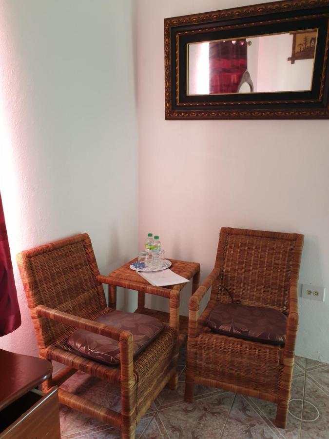Polish Princess Guest House Порт-Антонио Экстерьер фото